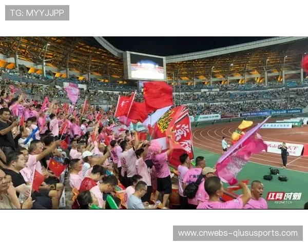 湘超联赛第九轮开赛,多地球迷到场助威 湘超联赛第九轮开赛,多地球迷到场助威